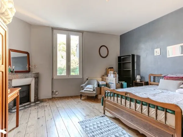 Maison de 5 pièces principales 