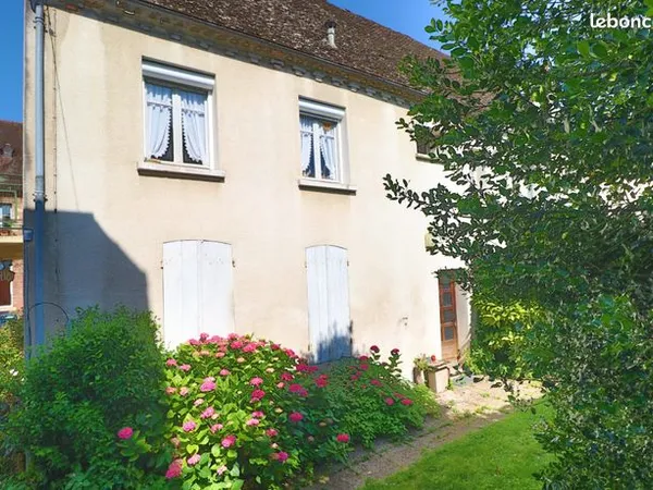 Maison 15 pièces 310 m² 