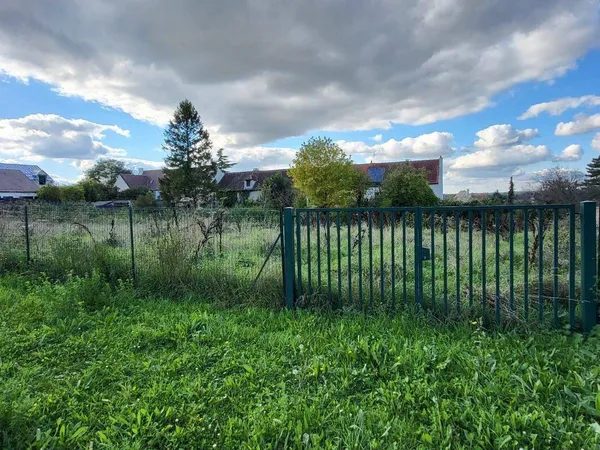 Terrain 638 m² 