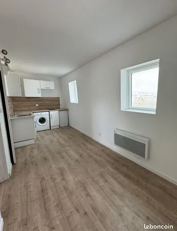 Appartement 1 pièce 14 m² 