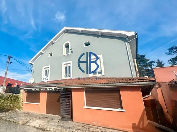 Maison 6 pièces 225 m² 