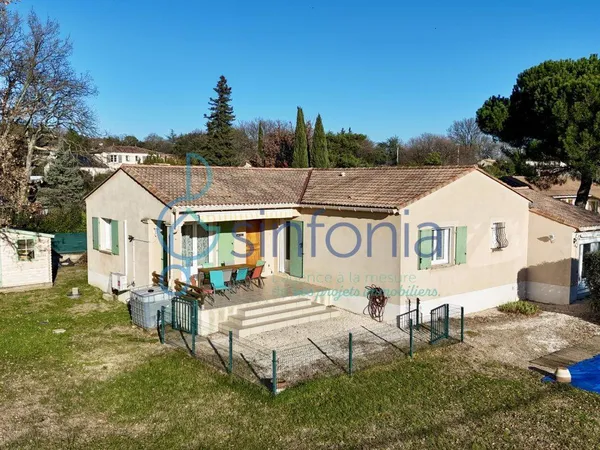 Maison de plain-pied 5 pièces 124 m² 