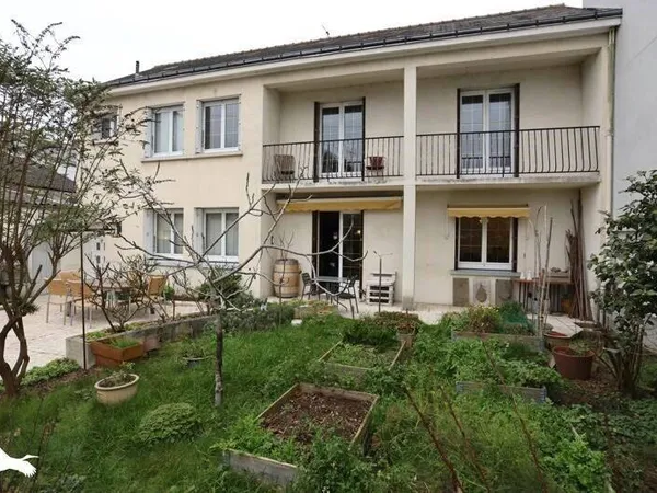 Maison 5 pièces 143 m² 