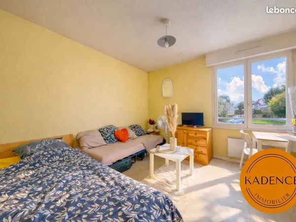 Studio 1 pièce 18 m² 