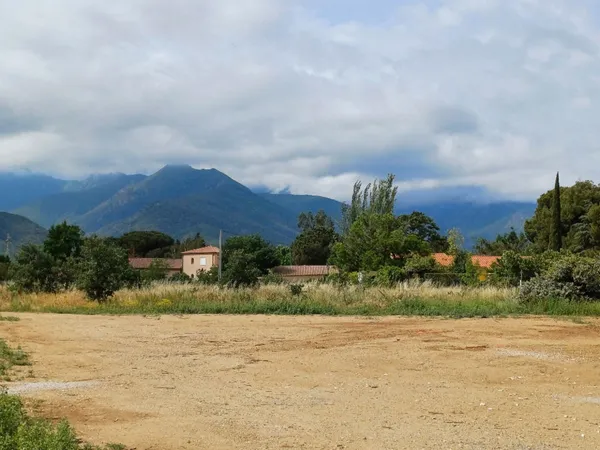 Terrain 477 m² 