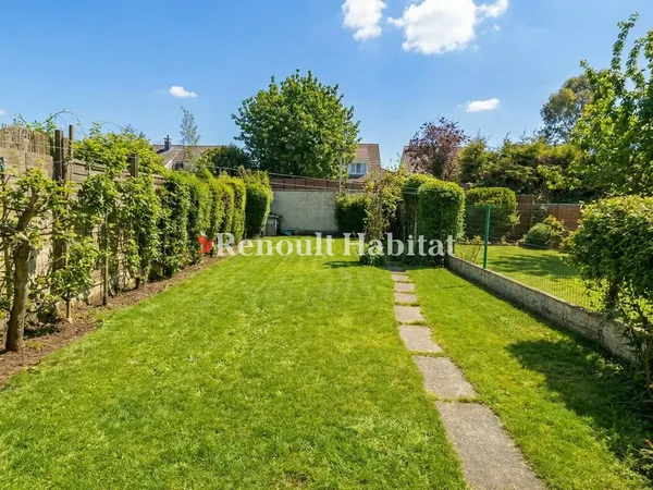 MAISON 4 CH JARDIN ET SOUS-SOL COMPLET AVEC GARAGE 