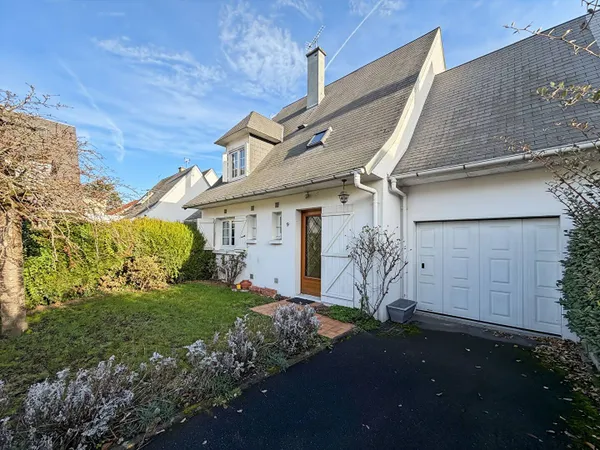 Maison 6 pièces 117 m² 
