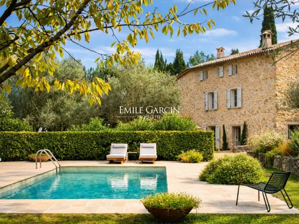 À louer, Côte d'Azur, Roquefort-les-Pins, propriété, 7 chambres 