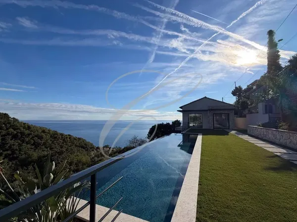 ROQUEBRUNE CAP MARTIN - VILLA 