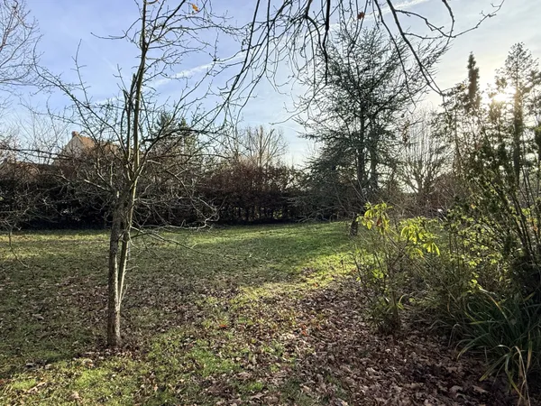 Terrain en individuel 653 m² 