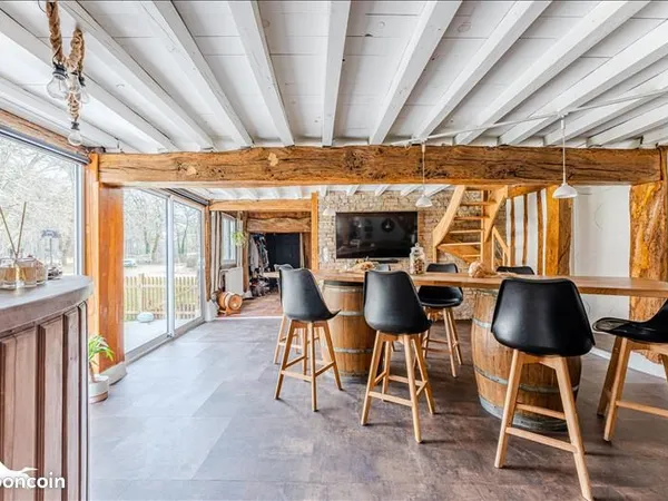 Maison 6 pièces 162 m² 