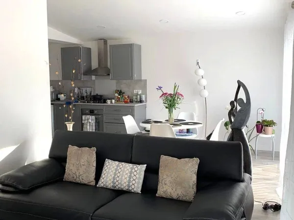 Maison 15 pièces 334 m² 