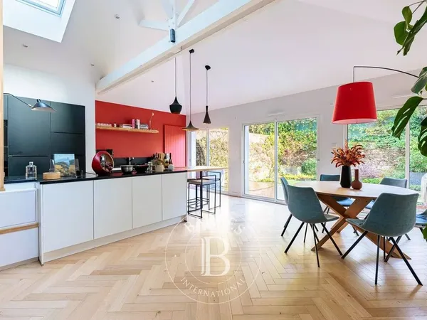 Maison de luxe 6 pièces 175 m² 