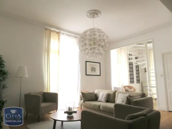 Appartement 5 pièces 143 m² 