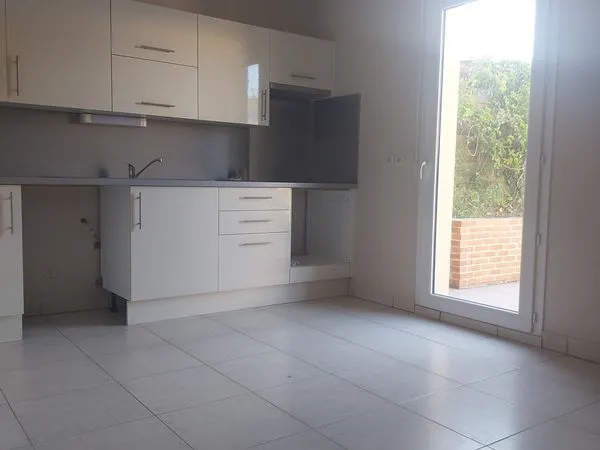 Studio 1 pièce 21 m² 