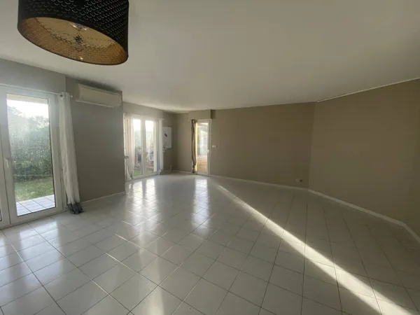 Maison de plain-pied 4 pièces 95 m² 