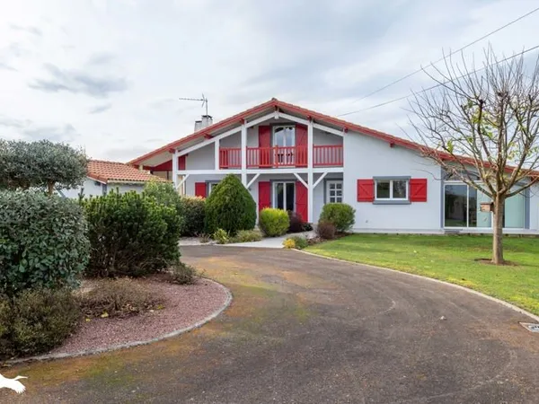 Maison landaise 5 pièces 170 m² 