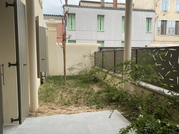 Appartement 3 pièces avec terrasse et jardin, centre ville, 26000 VALENCE