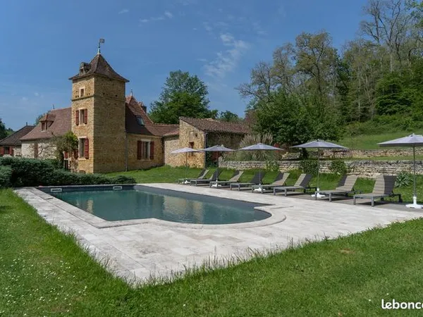 Maison 326 m² 