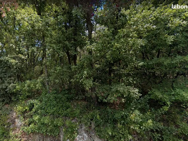 Terrain 3600 m² Tourves 