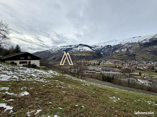 Propriété 10 pièces 180 m² 