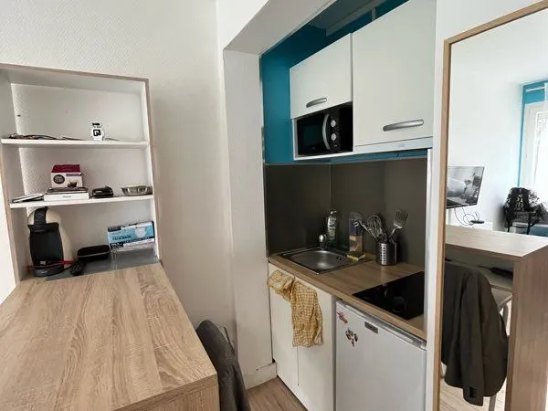 Studio meublé 17m tout équipé avec parking dans résidence arborée 