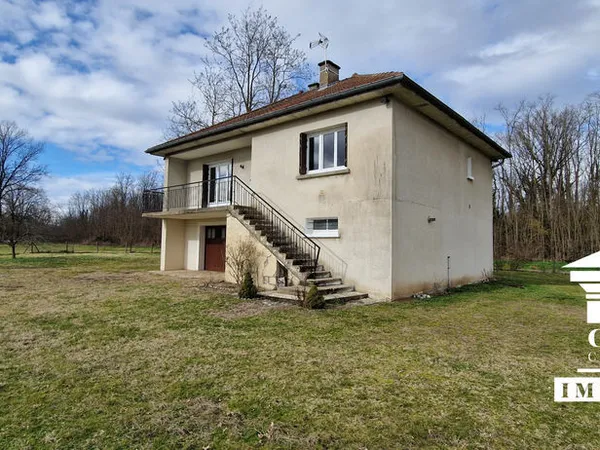 PROCHE DE CHALON-SUR-SAÔNE - MAISON SUR SOUS-SOL 4 PIÈCES A OU 