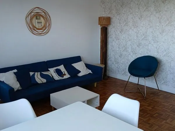 Chambre dispo fin janvier dans colocation Angers proche fac et tram 460 CC 