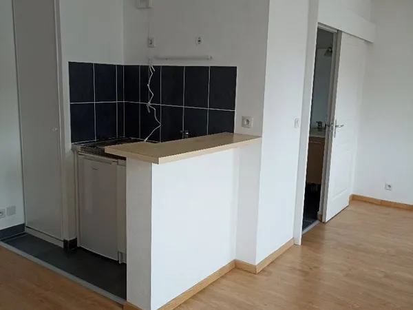 Studio 1 pièce 20 m² 
