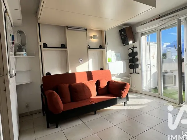 Studio 1 pièce 26 m² 