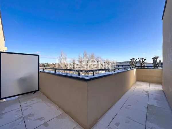 Triplex 1 pièce 25 m² 