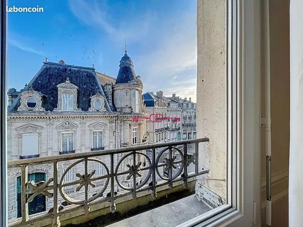Appartement 4 pièces 103 m² 