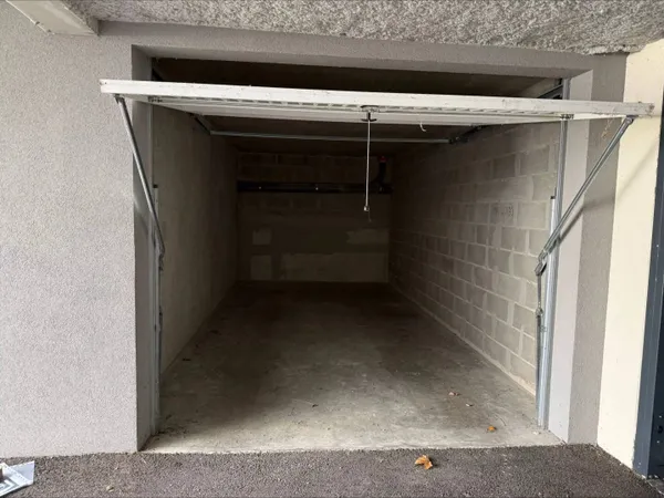 Parking - Garage Location Grenoble   130€