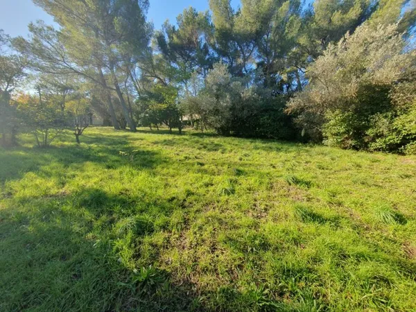 Terrain 387 m² 