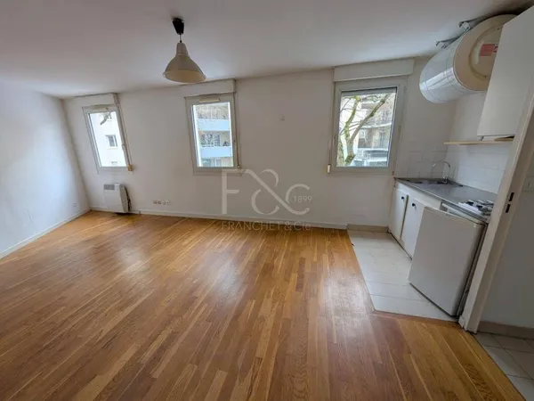 Appartement 1 pièce 27 m² 