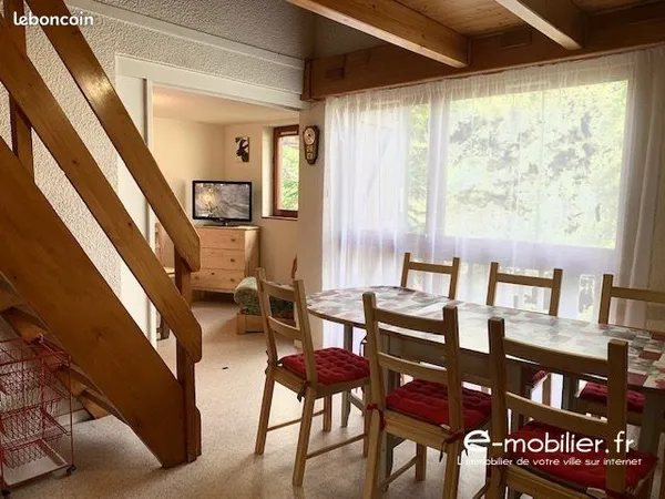 Duplex 3 pièces 49 m² 