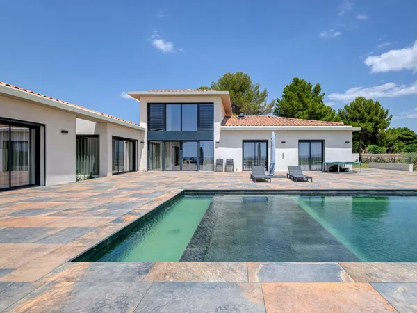 VILLA CONTEMPORAINE AIX 600M2 