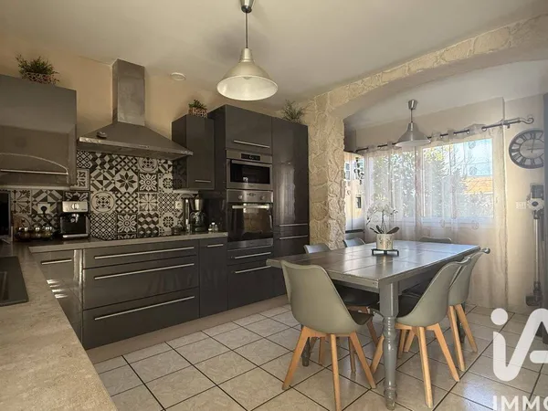 Maison 6 pièces 156 m² 