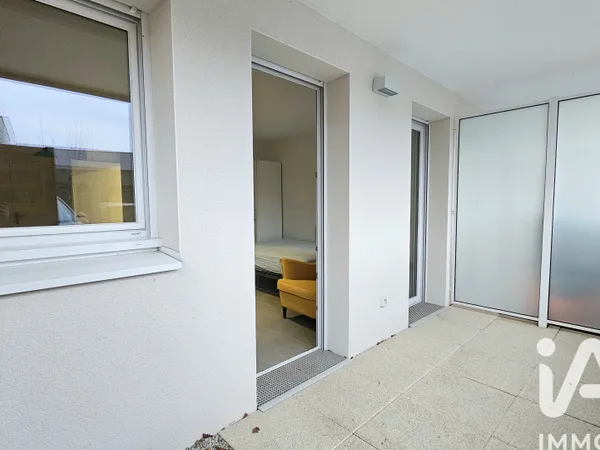 Studio 1 pièce 30 m² 