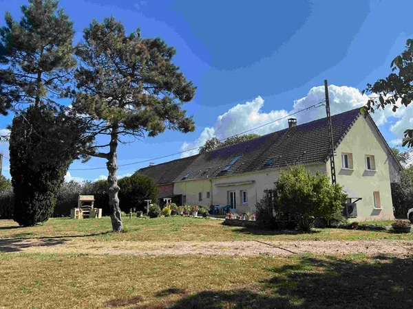 61500 SEES L'EVECHE, grande longère, 14 pièce(s), 10 chambres, 420 m2 environ , PRIX 375 000, 