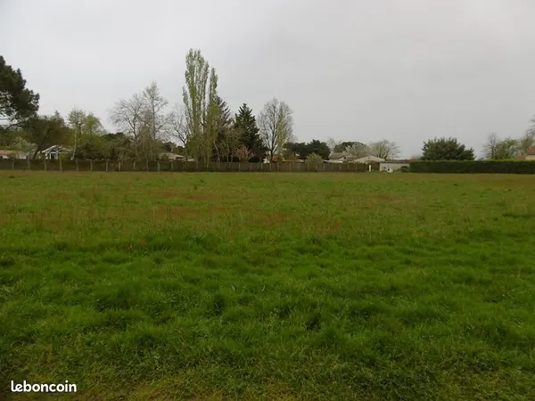 Terrain 1 500 m² Langon 