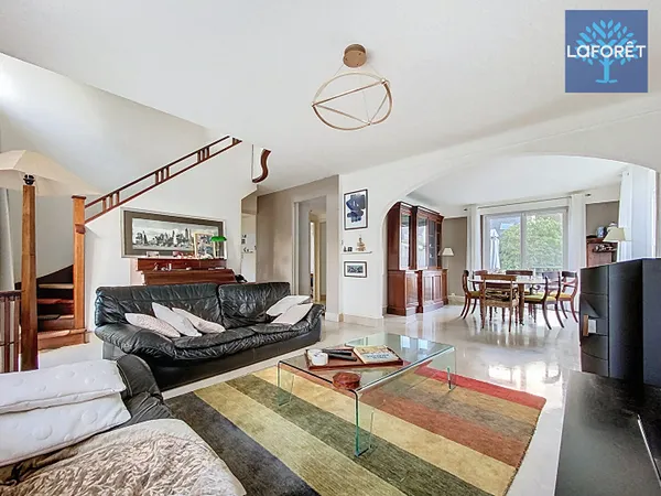 Maison 5 pièces 139 m² 
