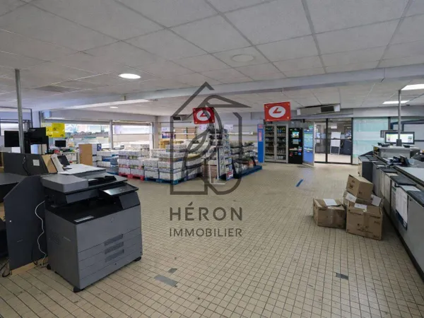 Local commercial 117 m² 