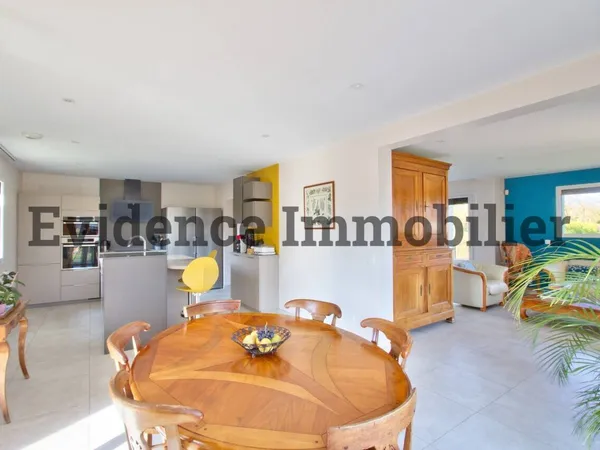 Maison 5 pièces 190 m² 