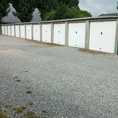 Particulier loue un garage individuel à Tourcoing 