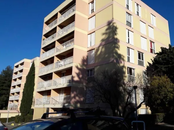 T3-70m2 avec balcon - résidence sécurisé 