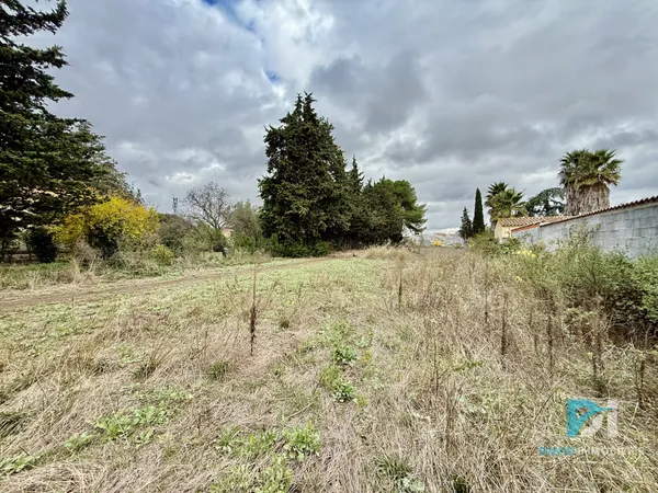 Terrain constructible hors lotissement 544 m2 