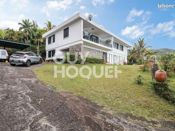 Maison 8 pièces 260 m² 
