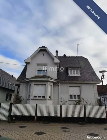 Maison 8 pièces 138 m² 