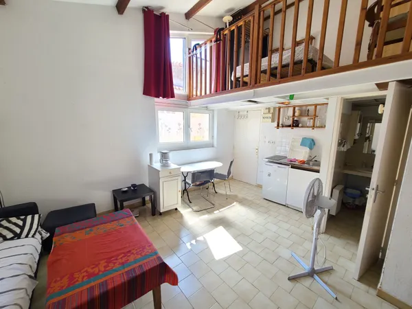 Appartement T1/2 meublé quartier Mazargues 13009 MARSEILLE 